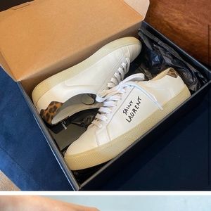 Saint Laurent Court Optic White Leopard (Women's